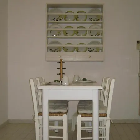 Palemilos Apartment